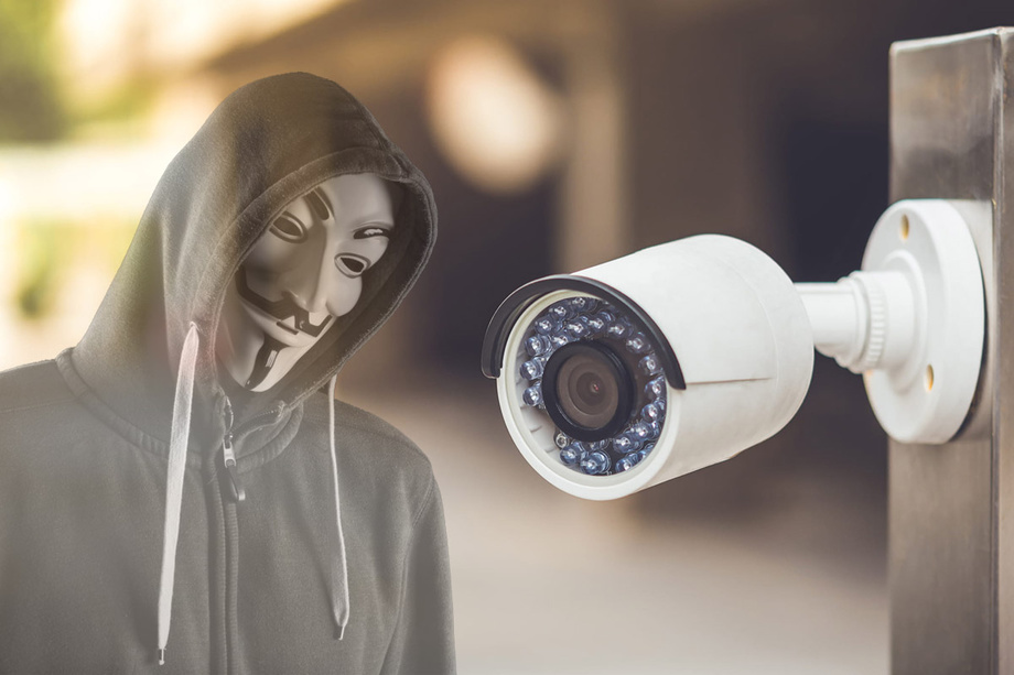 Tại sao các hacker có thể đột nhập vào hệ thống camera của bạn